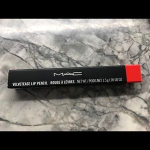 New - MAC Velvetease Lip Pencil in “Lover’s Lane”